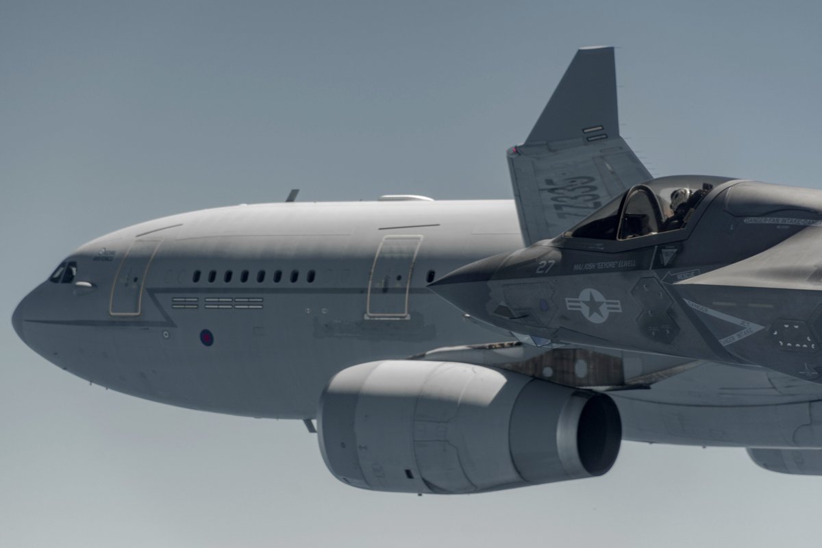 31stMeu's tweet image. 馃搷Above Northern Territory, Australia, July 16, 2025.
@USMC, @usairforce, and @AusAirForce aircraft fly in formation during #TalismanSabre25.
(Royal Australian Air Force 馃摳 by SGT David Gibbs)
@DefenceAust @USEmbAustralia
@DeptofDefense
#Marines #AlliesandPartners #TS25