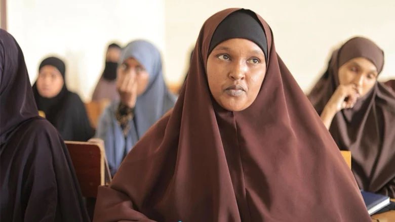 Stefano De Cupis💬 (@stefanodecupis) on Twitter photo “I study every day to become a teacher because I want to be the person I once needed.”
Aisha, 1 of 2,278 Somali girls empowered by a <a href="/WorldBank/">World Bank</a> -funded project to pursue higher education.
ℹ️ tinyurl.com/55tafcny
Let’s #InvestInPeople & #FundEducation! “I study every day to become a teacher because I want to be the person I once needed.”
Aisha, 1 of 2,278 Somali girls empowered by a <a href="/WorldBank/">World Bank</a> -funded project to pursue higher education.
ℹ️ tinyurl.com/55tafcny
Let’s #InvestInPeople & #FundEducation!