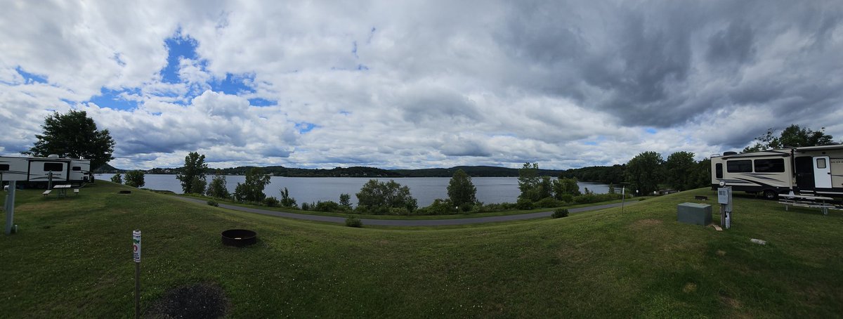 TheRob1772's tweet image. When you wake up to this!
Critical Mass coming at you from the Canadian border.