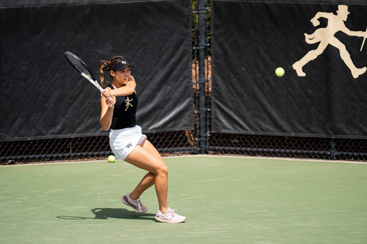 Congrats to Nev, Sankavi, Kady &amp; Anna on being named <a href="/ITA_Tennis/">ITA</a> Scholar Athletes 👏