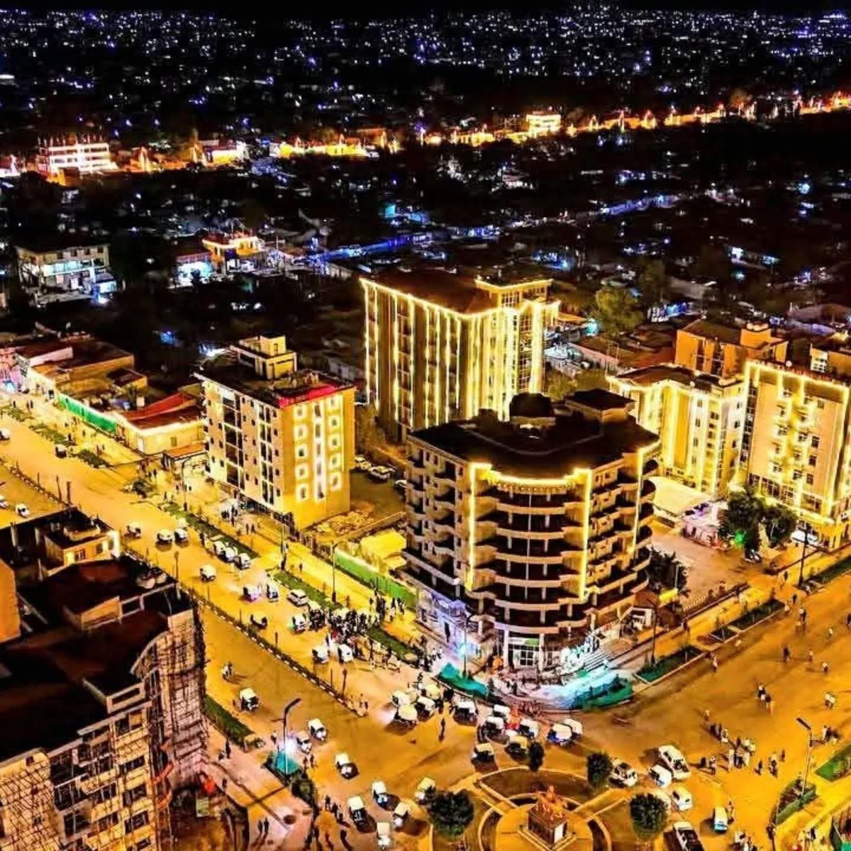 BashirHashiysf's tweet image. Jigjiga on rising,
How Jigjiga Rose from the Shadows to Becoming One of Most Beautiful Cities of Somalis in #Africa