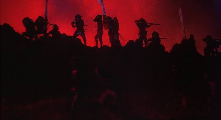 weeb_ams's tweet image. You make all your films, your entire prime as a director, in black and white. You enter your late 60s and 70s and colored cinema becomes available to you. And then you do this in 1980. Akira Kurosawa is him.