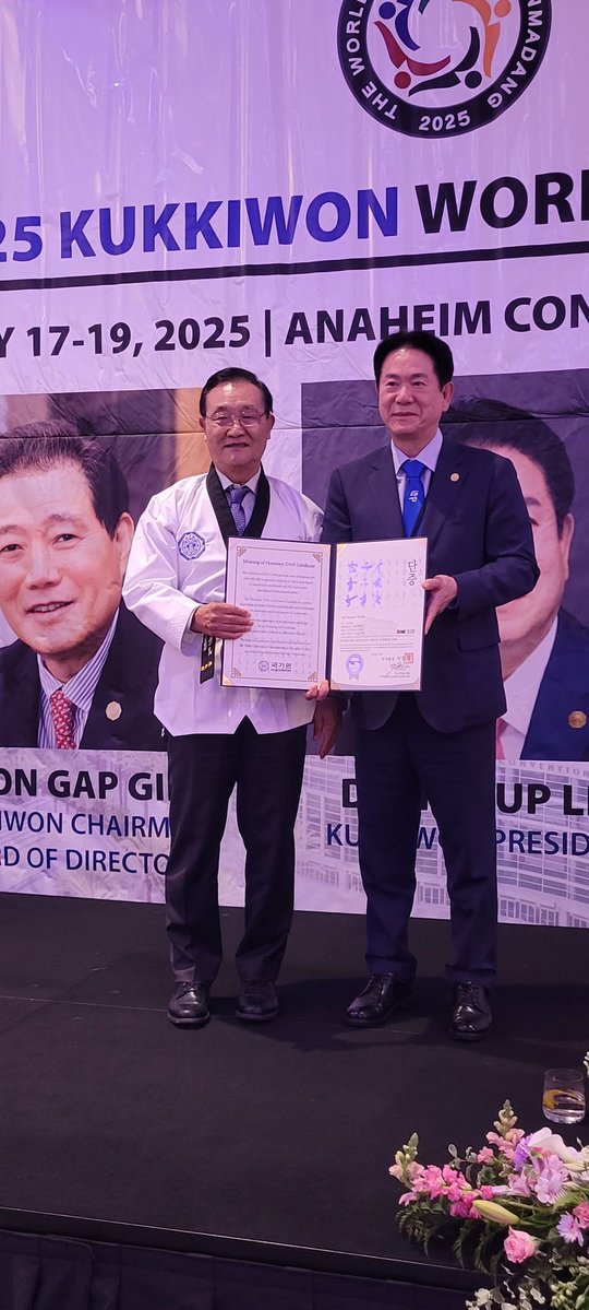 SenatorChoi's tweet image. I am honored to have received my Taekwondo Black Belt dan (level) 7 over the weekend.
