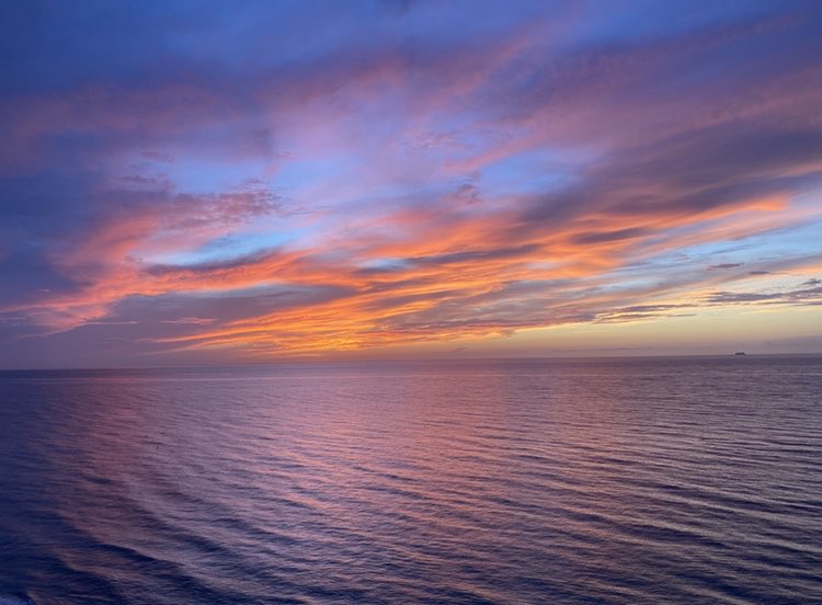 LouStandUP1's tweet image. Get after it this week! Never forget that worrying does not take away tomorrow’s troubles; it takes away today’s peace. Take it one day at a time. Love you guys.