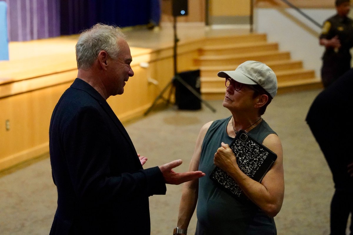 SenTimKaine's tweet image. Thank you to the Richmond NAACP, Urban League of Greater Richmond, SCLC, and others who came out last Saturday in Richmond to discuss President Trump and Republicans’ “Big, Ugly Bill,” which will kick people off their health insurance and cut SNAP. I will keep working to stand up…
