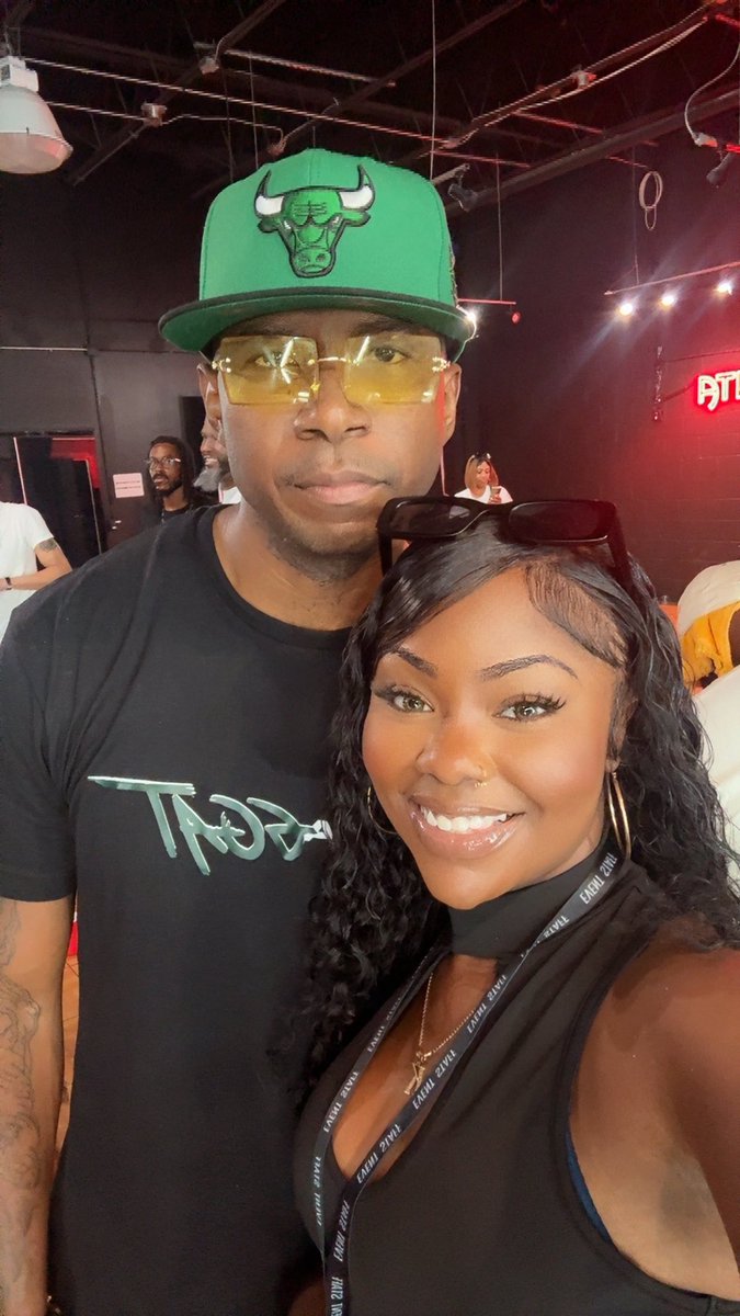 ladii_kii's tweet image. I am a social butterfly! I am the people’s person! And I look amazing doing it! Thank you @beezy_aye @7vnmusic and the @BoilerRoomATL for an amazing time I got comfortable fast!