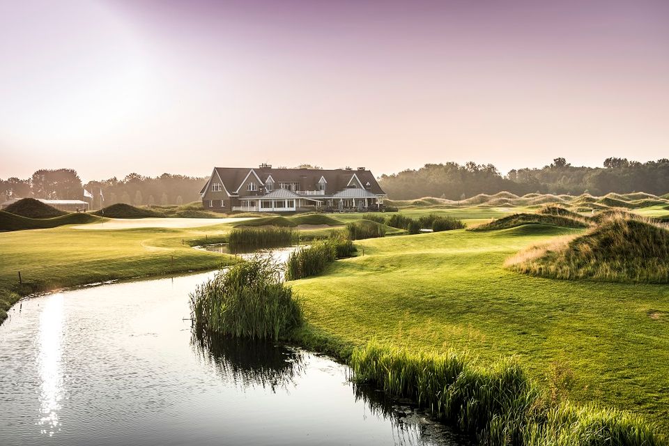 The Dutch is a Colin Montgomerie design in Holland. It has been venue for European Tour when I caddied there in 2016. This saturday I'm going to play it for the very first time.