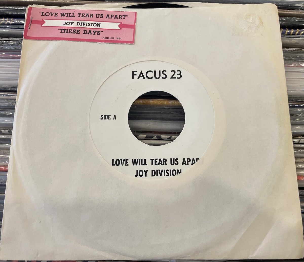 Il mio Jukebox è diverso.
#JoyDivision