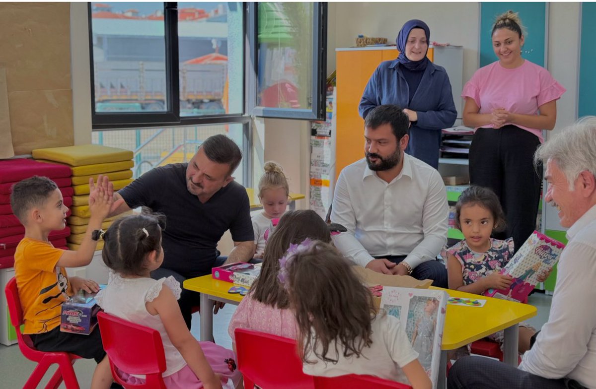 Belediyemiz Bünyesindeki Kreşlerimizi Ziyaret Edip Miniklerimizle Vakit Geçirdik .