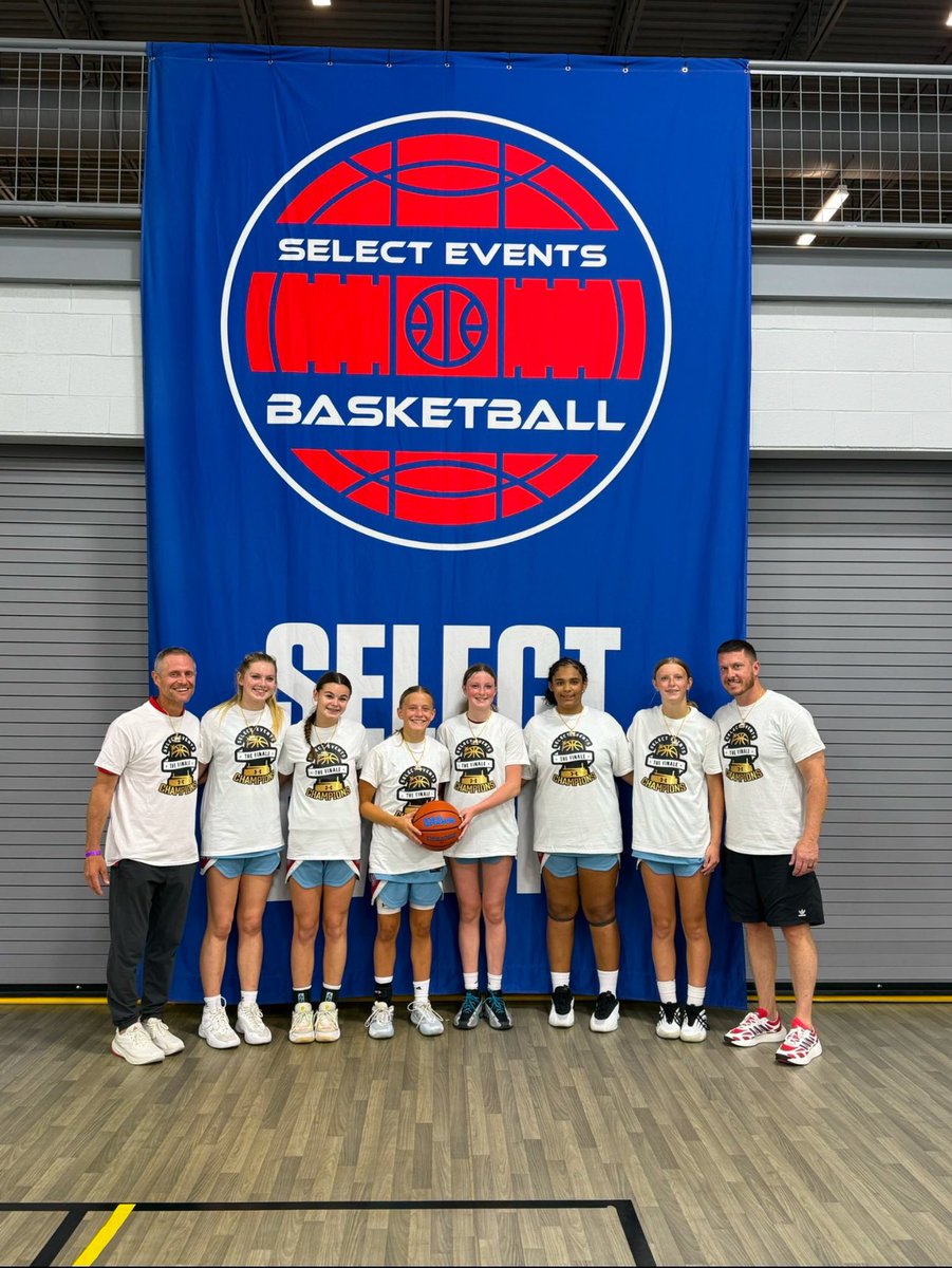 IBC14uMiller's tweet image. The Finale 15U Champs!What a way to end an incredible season!So proud of these girls and all they accomplished.We battled all year grinding through tough competition,sticking together, and proving we belong at the highest level. Playing up never fazed us it only made us stronger.