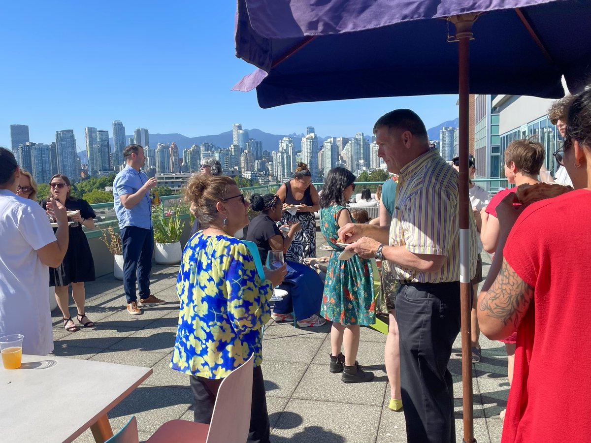 GenomeBC's tweet image. ☀️ Last week, we hit pause on the everyday grind and stepped outside to smell the sunflowers at Genome BC’s summer patio party! 🌻🍕
Here’s to science, summer and the team that keeps both growing. 🧬🌿🕶️
#GenomeBC #SummerVibes #TeamScience #PatioParty #ScienceInBloom