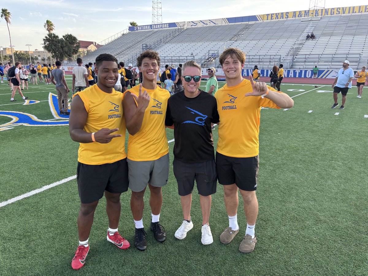Anthony Mimms (@amimms2535) on Twitter photo Great environment🔥🔥 Thanks for the work! <a href="/JavelinaFB/">TAMUK Javelina Football</a> <a href="/coachscottparr8/">Scott Parr</a> <a href="/CoachBisch/">Jamison "Juice" Bisch</a> <a href="/KendallColeman_/">Coach KC</a> <a href="/FBswarmfootball/">Flour Bluff Football</a> Great environment🔥🔥 Thanks for the work! <a href="/JavelinaFB/">TAMUK Javelina Football</a> <a href="/coachscottparr8/">Scott Parr</a> <a href="/CoachBisch/">Jamison "Juice" Bisch</a> <a href="/KendallColeman_/">Coach KC</a> <a href="/FBswarmfootball/">Flour Bluff Football</a>