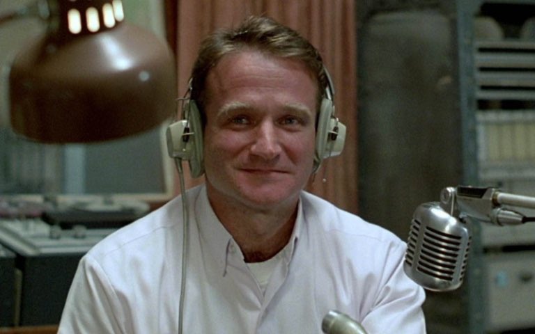 musicmaned's tweet image. Happy Heavenly Birthday to Robin Williams!
BOTD in 1951, passed on August 11 2014 at the age of 63
One of my favorite Robin Williams movies is Good Morning Vietnam
1987
Set in Vietnam in ‘65, Williams plays Armed Forces DJ Adrian Cronauer, in a Great War comedy.