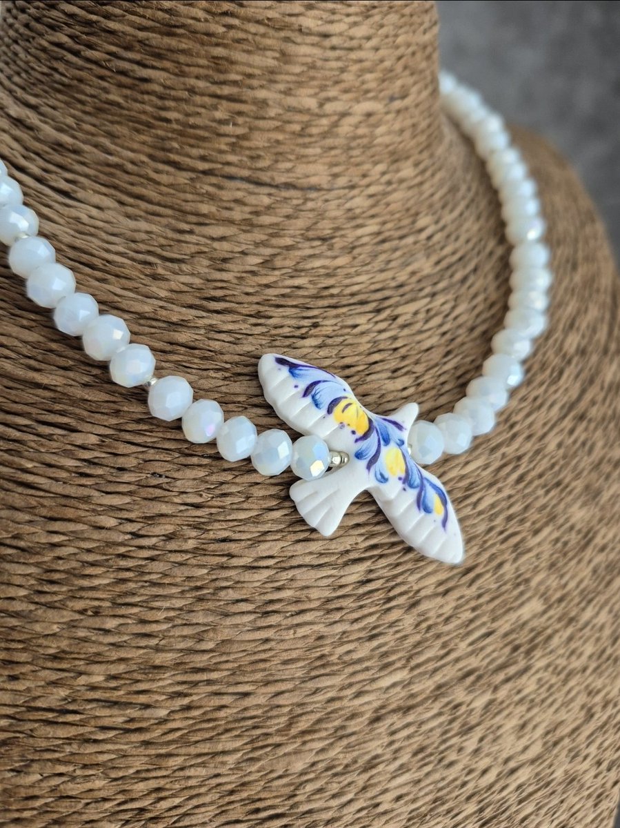 Ukrainian_Art_'s tweet image. Friends, a handmade necklace in a single copy is still waiting for its owner and is ready to go on a journey around the world.🕊💙💛

etsy.com/listing/188534…

Share to find a home for this hand-painted bird🕊
#madeinUkraine #handmadejewelry #SupportUkraine #StandWithUkraine