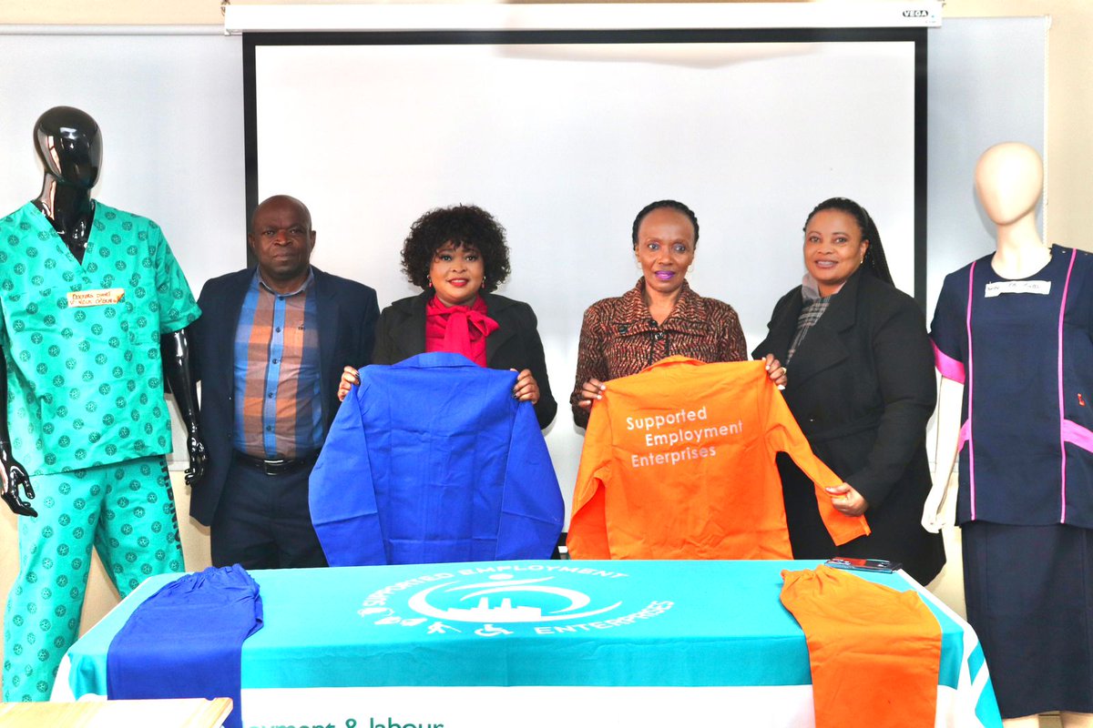 DWYPD_ZA's tweet image. Minister @s_chikunga and Deputy Minister of @deptoflabour Nemadzinga Tshabalala conducted an oversight visit and walkabout at the SEE factory in Silverton, Pretoria, focusing on ways to empower workers and improve the working environment. ♿️🤝