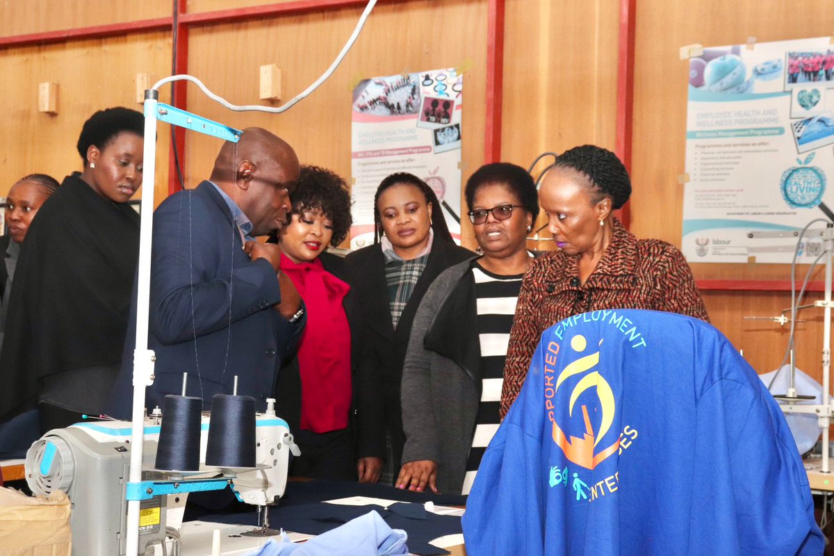 DWYPD_ZA's tweet image. Minister @s_chikunga and Deputy Minister of @deptoflabour Nemadzinga Tshabalala conducted an oversight visit and walkabout at the SEE factory in Silverton, Pretoria, focusing on ways to empower workers and improve the working environment. ♿️🤝