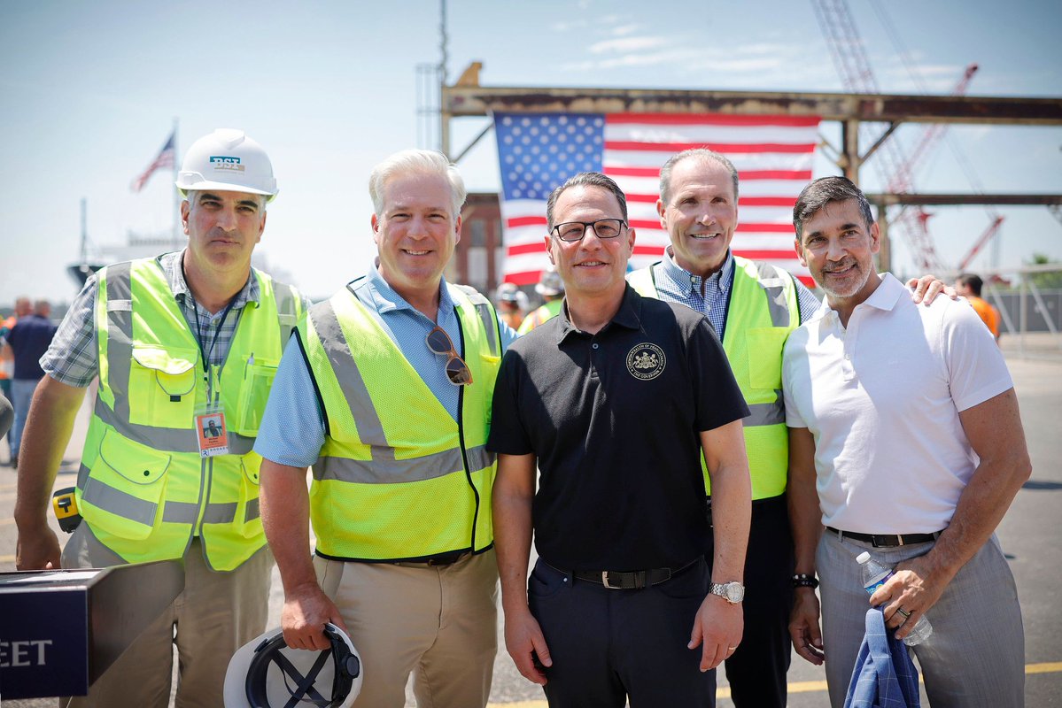 GovernorShapiro's tweet image. More jobs. Better schools. Safer communities.
That’s what we're focused on every single day in Pennsylvania — and we're delivering.
Our Commonwealth is on the rise.