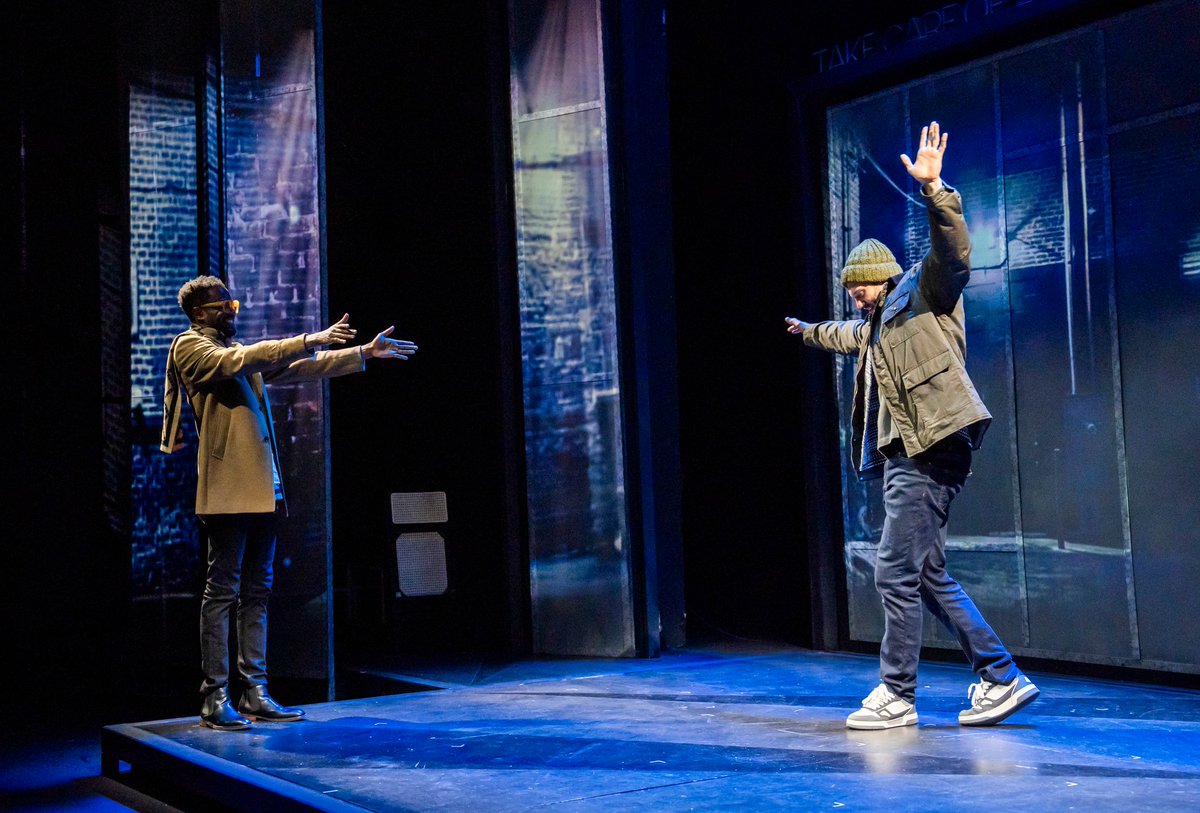 WESTENDBF's tweet image. 🎭 LAST CHANCE! 🎭
Besties, you only have a few more days to catch Harrison David Rivers' intimate, romantic and gripping play, This Bitter Earth, which continues to play at @sohotheatre until 26 July.
📷 Tristram Kenton
westendbestfriend.co.uk/news/review-th…