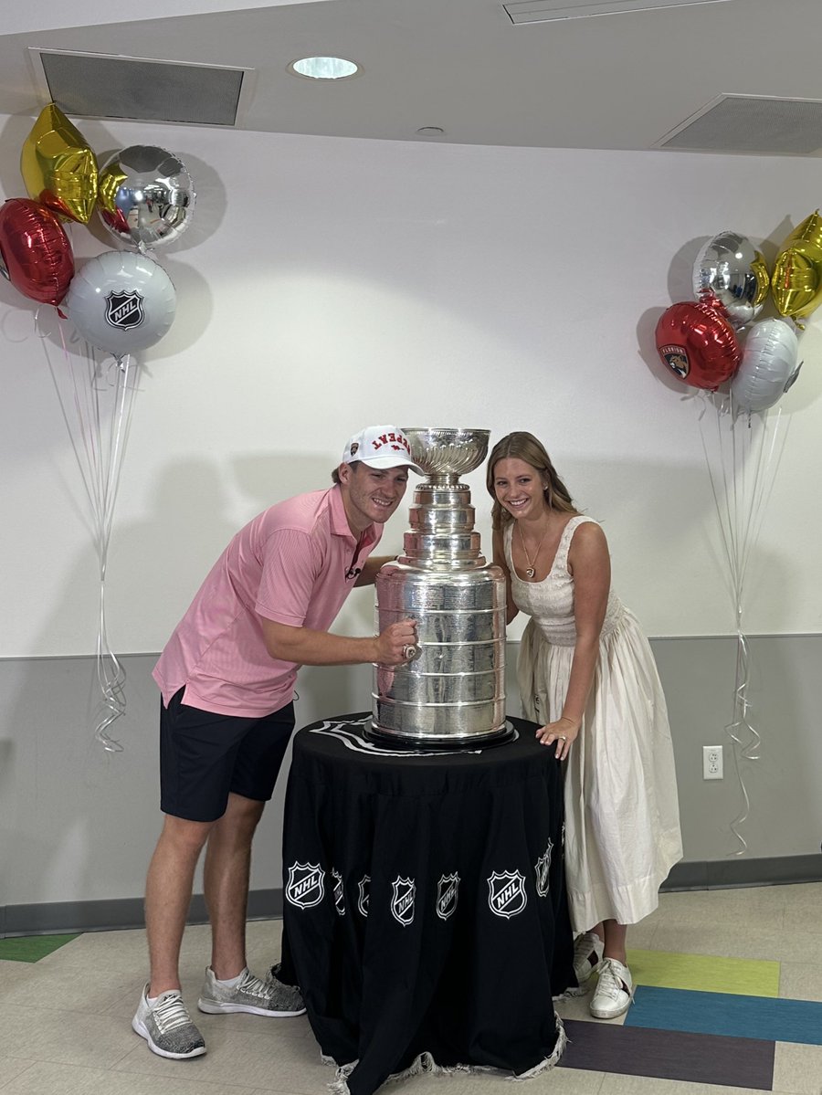 BR_OpenIce's tweet image. Not a bad stretch for Matthew Tkachuk …
💍 Married on Saturday
💍 Day with the Cup on Monday
(h/t @tamar_sher)