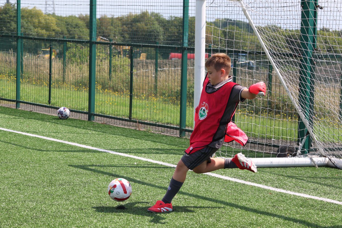 LaticsCommunity's tweet image. ⚽️ Our Summer #KelloggsFootballCamps are up and running!

Join us throughout the Summer for fun and engaging football activities. 

Find out more and book here 👇
officialsoccerschools.co.uk/wiganathletic/…

#wafc 🔵⚪️