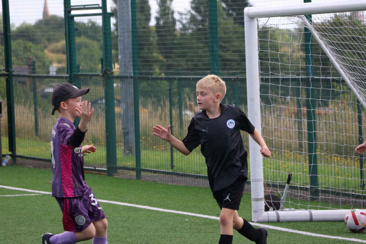 LaticsCommunity's tweet image. ⚽️ Our Summer #KelloggsFootballCamps are up and running!

Join us throughout the Summer for fun and engaging football activities. 

Find out more and book here 👇
officialsoccerschools.co.uk/wiganathletic/…

#wafc 🔵⚪️