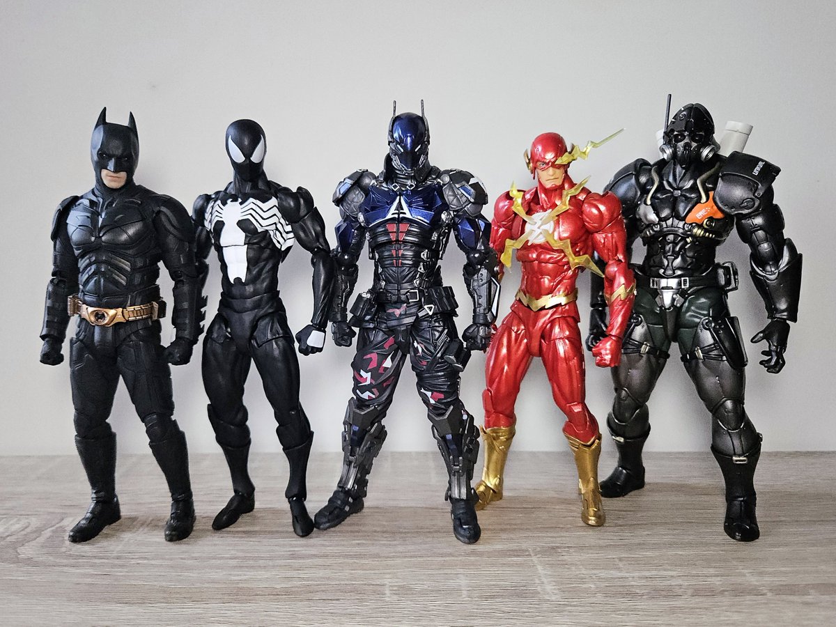 NoGoodFigures's tweet image. I love highly articulated action figures that I don't have to pose ✌️🙂
📸 INART Batman, MESS Toys Spidey, Yamaguchi Arkham Knight & Flash, SexyIce Unkval Eliminator
#actionfigures