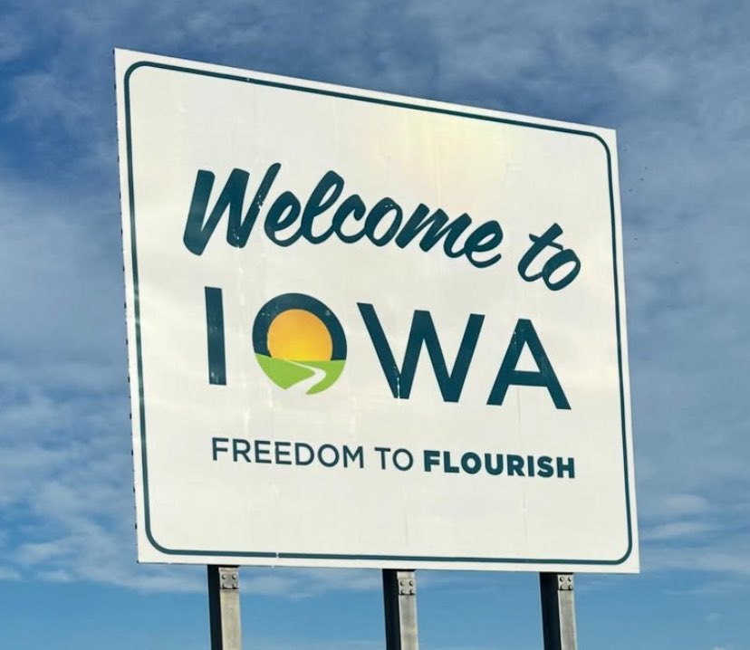 midwestern_ope's tweet image. Stop complaining about your life there are people that literally live in Iowa