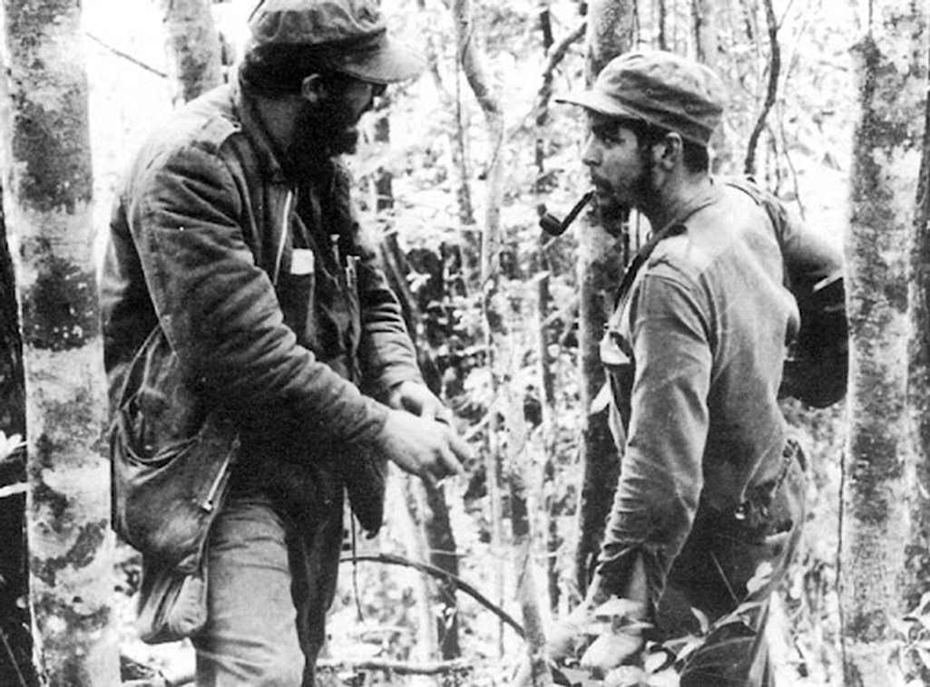 CSIMinrex's tweet photo. #Cuba recuerda el ascenso a Comandante de Ernesto Guevara.
#FidelYChe
#CubaViveEnSuHistoria
https://t.co/Og6DPEUdF7 https://t.co/Zxm4WpU8YH