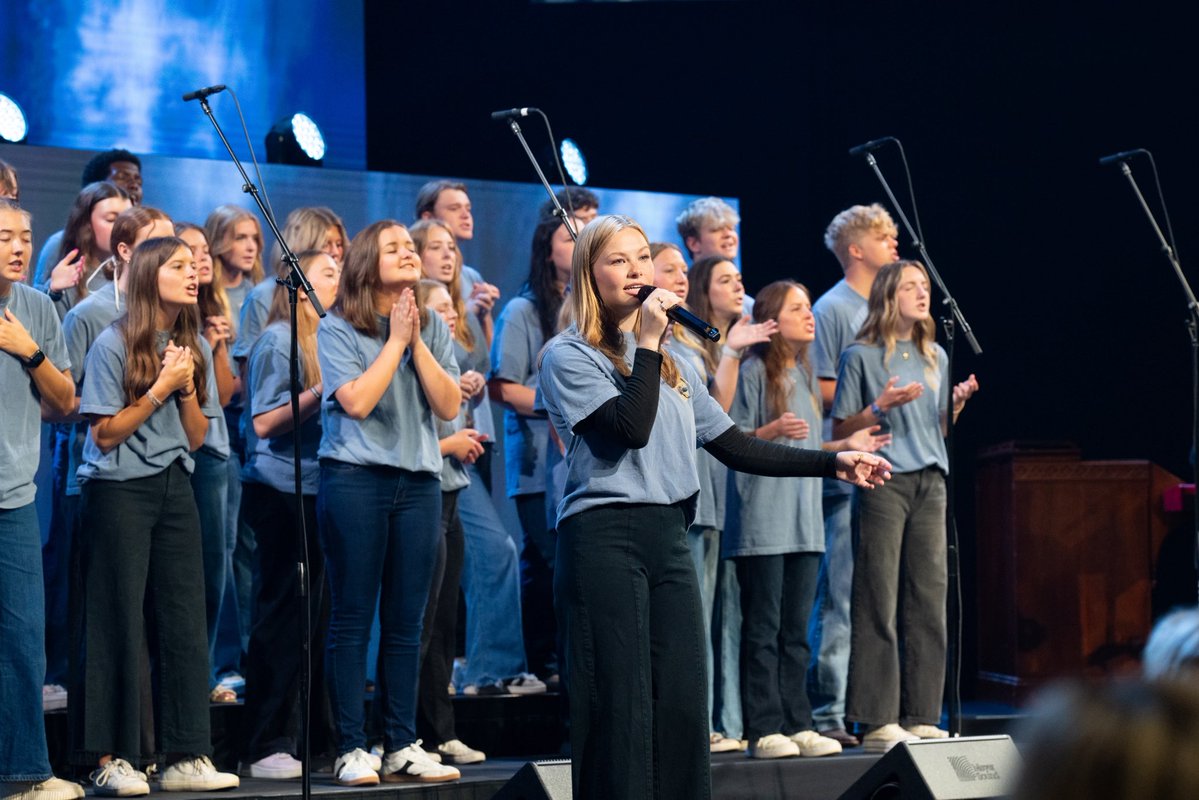 jackngraham's tweet image. What a joy it was to have our incredible Student Choir lead us in worship this past Sunday at both of our campuses! Fresh off their King’s Project in the UK, they returned with full hearts and a renewed passion for the Lord.
I’m so grateful for Andy and his team, as well as our…