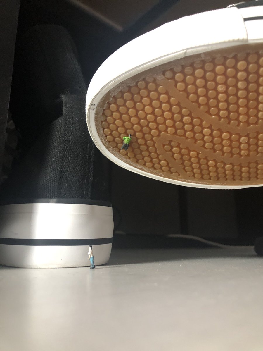 Work harder little bug, or you’ll end up just like the other one 

Honestly… you’ll end up crushed either way only difference is if I’ll revive you later or not :)