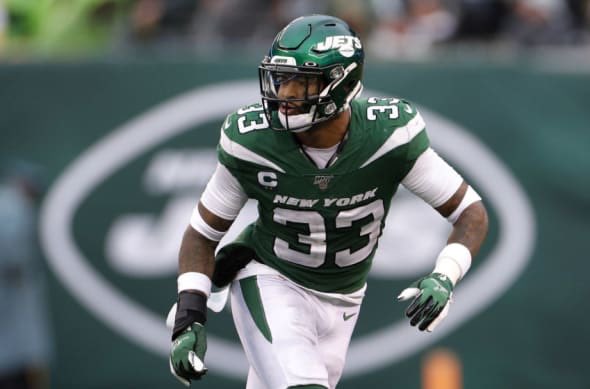 JustinFieldsFC's tweet image. Damian Lillard returned to the Blazers
Chris Paul returned to the Clippers
Should the Jets bring Jamal Adams back? #JetUp