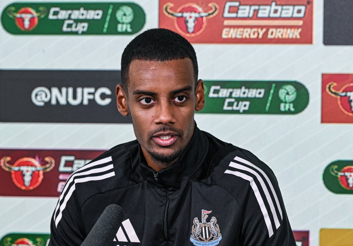 TheoSquiresECHO's tweet image. 👀 Former #NUFC manager Alan Pardew thinks Alexander Isak&apos;s head has been turned by #LFC transfer interest.

🗣️ &quot;Reading between the lines, it looks very much like the player’s affected. Has Isak’s head been turned? I would suggest possibly yes.&quot;

🔗 liverpoolecho.co.uk/sport/football…