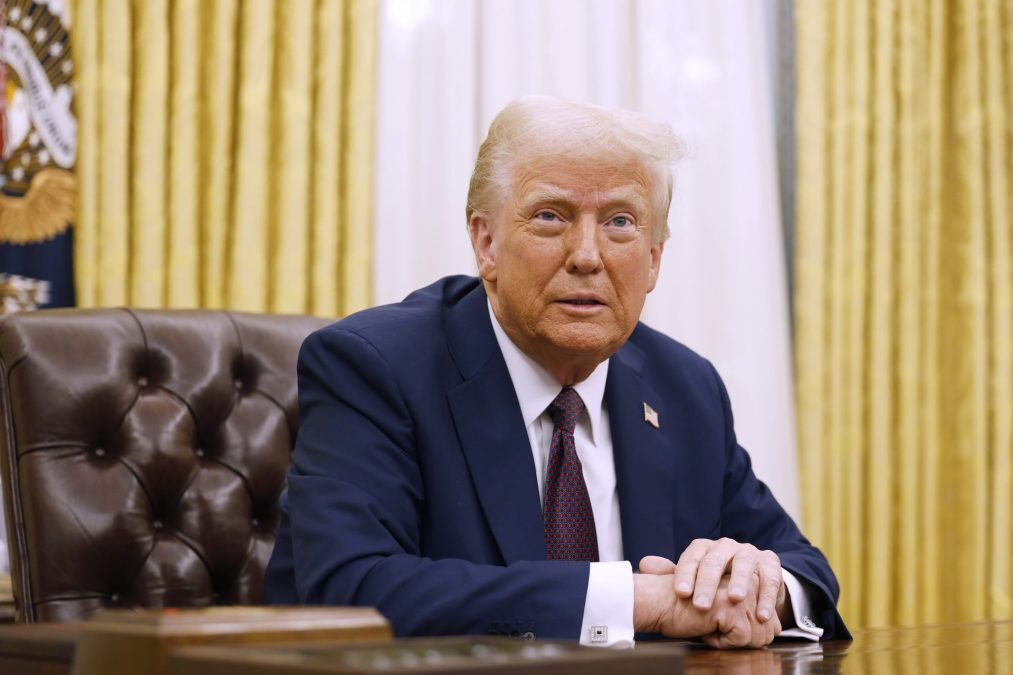DefenseScoop's tweet image. President Donald Trump put forward nominations on Tuesday for two officials to serve as the second-highest ranking officers in the Air Force and Space Force. hubs.li/Q03xZhbq0