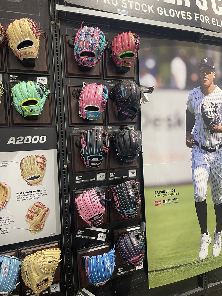 DonnieRossIII's tweet image. What happened to the glove display wall I once loved