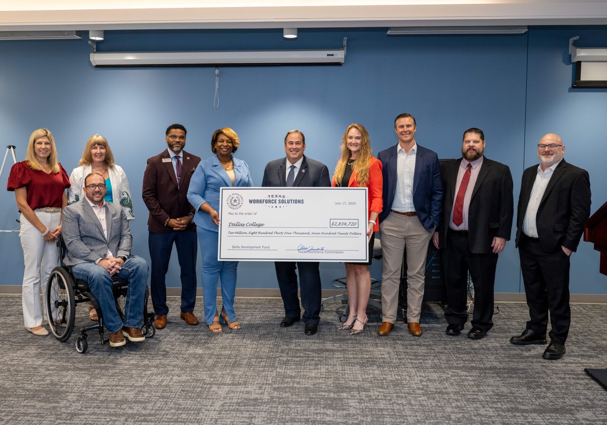 Texas Workforce Commission (@txworkforce) on Twitter photo 👏 TWC Commissioner Representing Labor <a href="/TrevinoTWCLabor/">Commissioner Alberto Treviño III</a> presented three Skills Development Fund #SDF grant awards totaling $3,837,164 to <a href="/dallascollegetx/">Dallas College</a>. 👏
Learn how TWC can help you #UpSkill your workforce 🔗 pulse.ly/klneyopdxr 👏 TWC Commissioner Representing Labor <a href="/TrevinoTWCLabor/">Commissioner Alberto Treviño III</a> presented three Skills Development Fund #SDF grant awards totaling $3,837,164 to <a href="/dallascollegetx/">Dallas College</a>. 👏
Learn how TWC can help you #UpSkill your workforce 🔗 pulse.ly/klneyopdxr