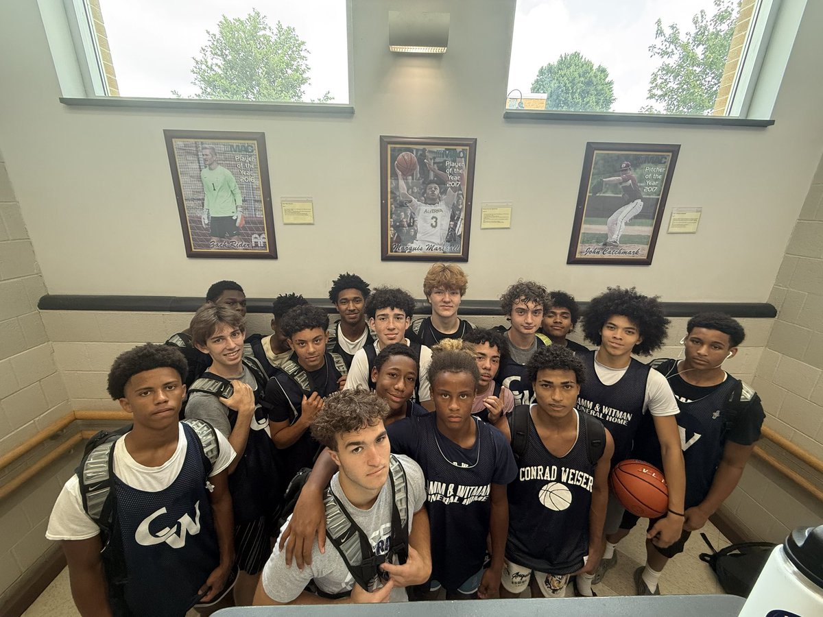 This past weekend, our team came together for a memorable and energizing team camp experience. It was a great opportunity to step away from our usual routines and focus on building stronger connections, both on and off the court.  
#RUNtheTOWN
#WeiserEnergy