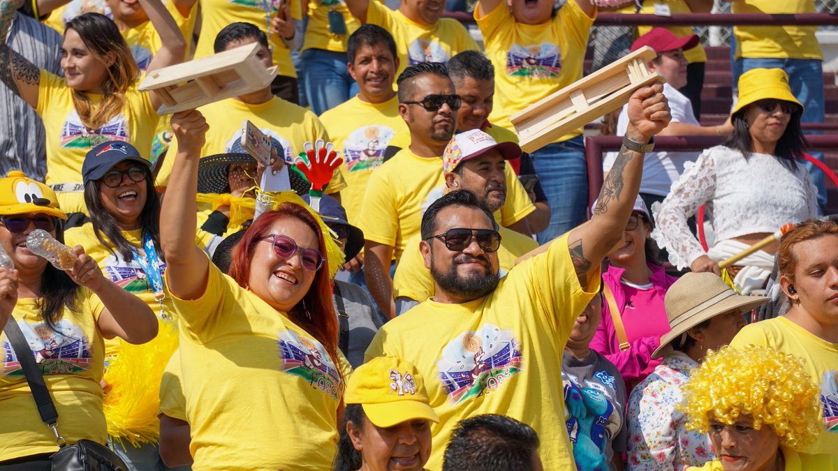 Hoy quiero felicitar, pero sobre todo reconocer de corazón a TODAS y TODOS los compañeros del Personal de Apoyo y Asistencia a la Educación (#PAAE) del <a href="/IPN_MX/">IPN</a>.

Su trabajo es esencial para construir y consolidar nuestro Instituto. Gracias por ese compromiso incansable y por