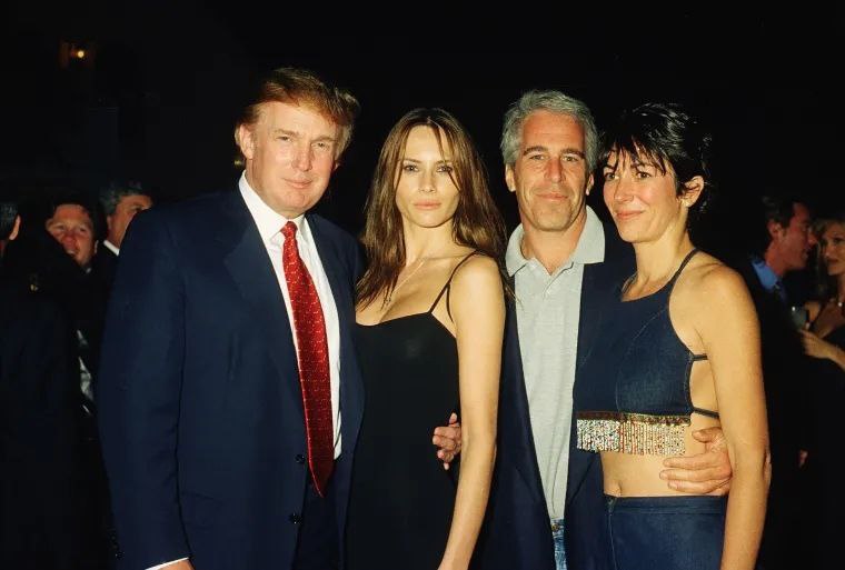 RealKeyPoint's tweet image. 毫无疑问，川普在公开爱泼斯坦名单以及全球政商精英娈童案件中的表现，可谓极度恶心甚至像婊子立牌坊一样让人不齿，他的执政信誉正在遇到极大挑战，似乎并不值得任何同情，同时川普的表现表演已经深深伤害了信任他的司法团队，我觉得这个坎儿远远大于川普的想象，MAGA酝酿着巨大的对川普不再相信的危机…