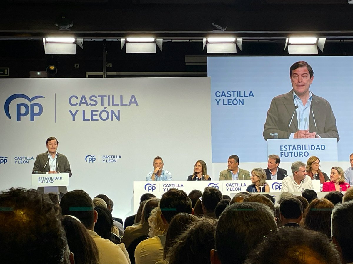 Cristian Antón 🇪🇸🇪🇺 (@cristian_bdc) on Twitter photo 💪 <a href="/alferma1/">Alfonso F. Mañueco</a>: Somos un gobierno útil, eficaz y al servicio de las personas de #CastillayLeón. El Presidente destaca que <a href="/PPopularCyL/">PP Castilla y León</a> somos un partido “serio, de palabra, que siempre cumple sus compromisos”. 💪 <a href="/alferma1/">Alfonso F. Mañueco</a>: Somos un gobierno útil, eficaz y al servicio de las personas de #CastillayLeón. El Presidente destaca que <a href="/PPopularCyL/">PP Castilla y León</a> somos un partido “serio, de palabra, que siempre cumple sus compromisos”.