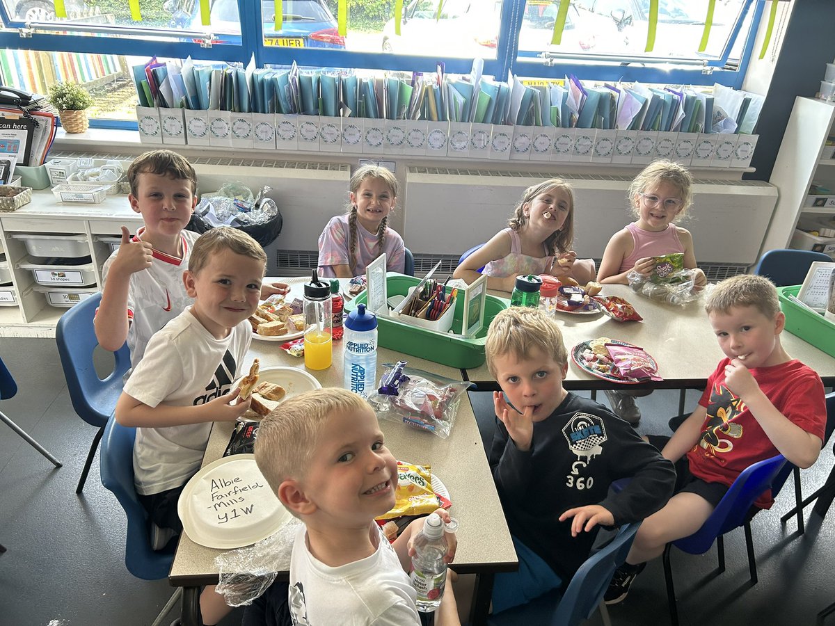 PCPFoxes 🦊(Year 1) tweet media