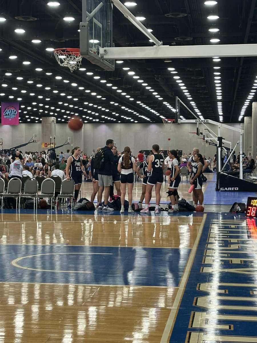 NancyKing34's tweet image. That’s a wrap!! Not the outcome we wanted for our last game. I am so proud to have played with this team and for @PheeElite for 3 years! Thank you @Coach_Brent24 for always supporting me and coaching me for the past 2 years!! #phee #thatsawrap #uncommitted2026