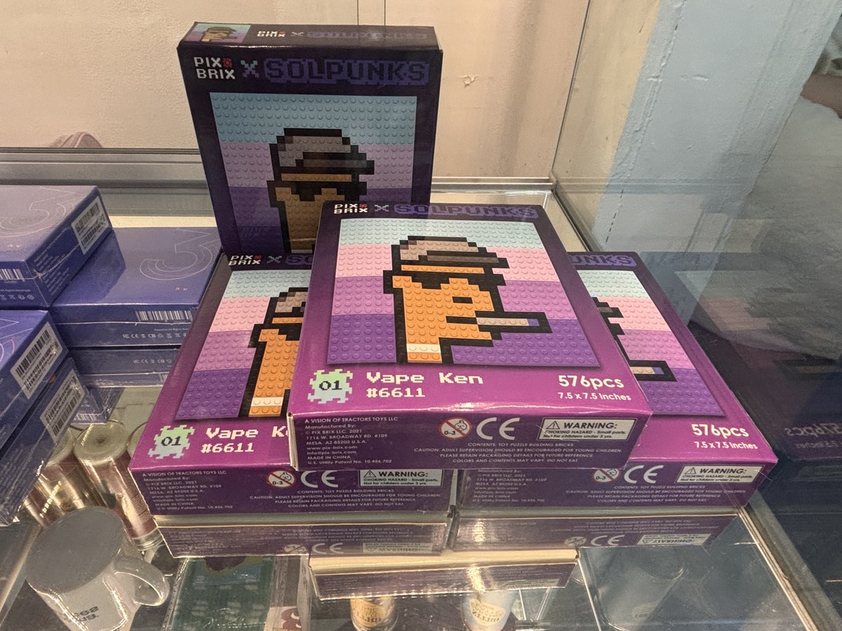 solanaspaces's tweet image. NFTs are back!
And yes, I’m here for the ones that come with merch. 🧃🎨