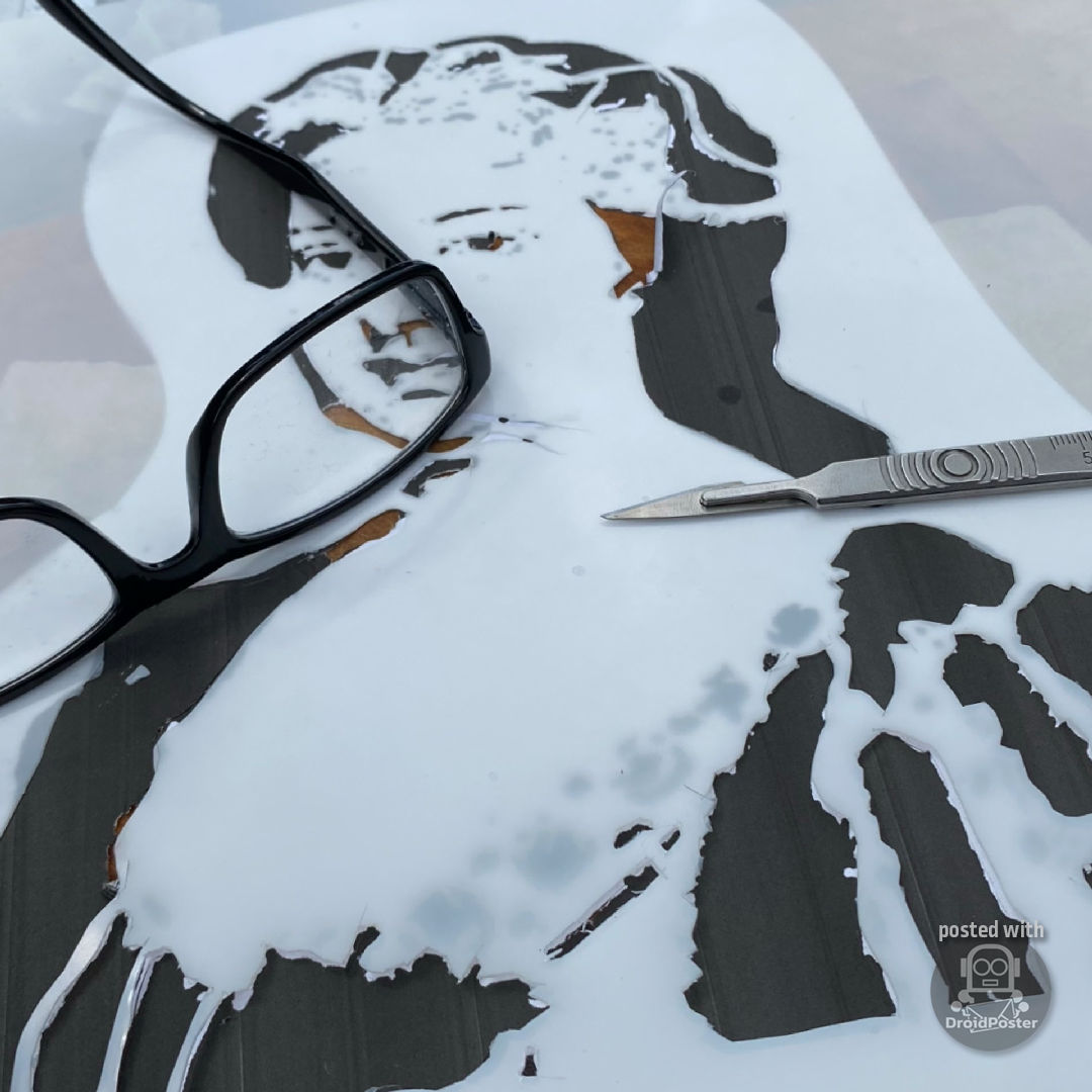 SteitSlings's tweet photo. Preparing for Hopton Hall
Creating and testing some stencils for the open air paint event at Hopton Hall next Friday. Stencil of Queen Caroline. #NewArt #SprayPaint #HoptonHall #GraffitiArt #ConceptualArt #ArtMonth #Derbyshire #QueenCaroline https://t.co/cktkNynFqu