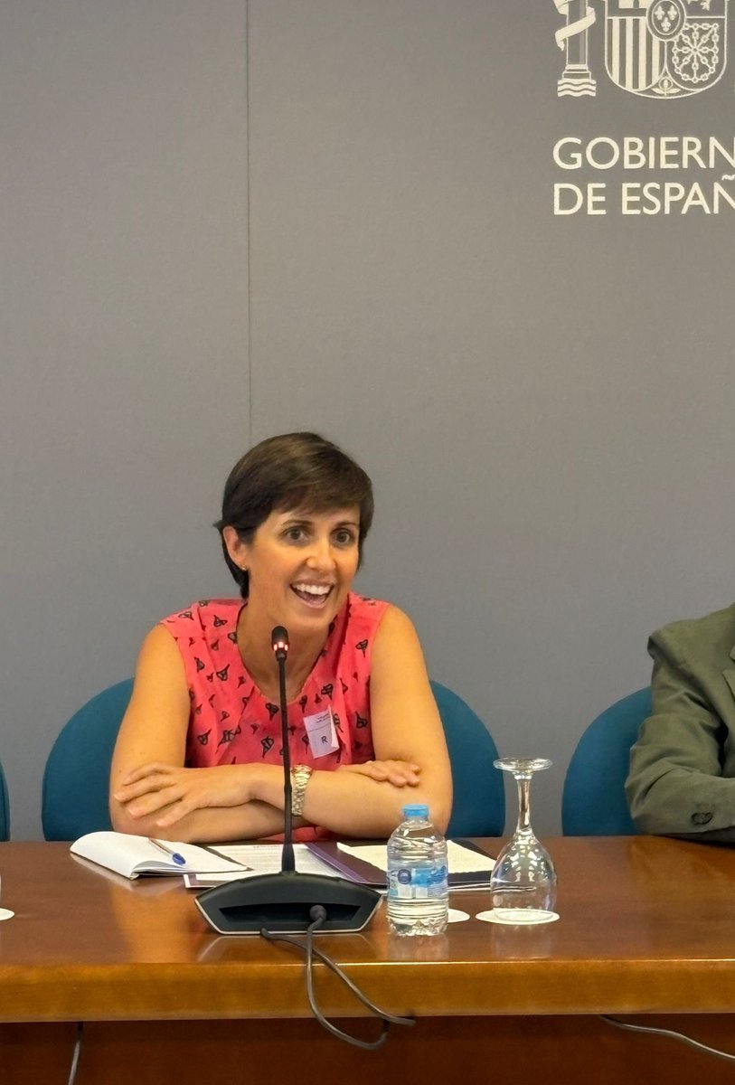 Cristina Cáceres, secretaria de la Junta Directiva de <a href="/somamfyc/">SoMaMFyC</a>, insiste en la necesidad de reforzar la confianza:

💬"Hay tres cosas fundamentales para ser eficaces: la comunicación, la localización y la gestión del tiempo".

#SanofiEsDiversidad #AMillionConversations