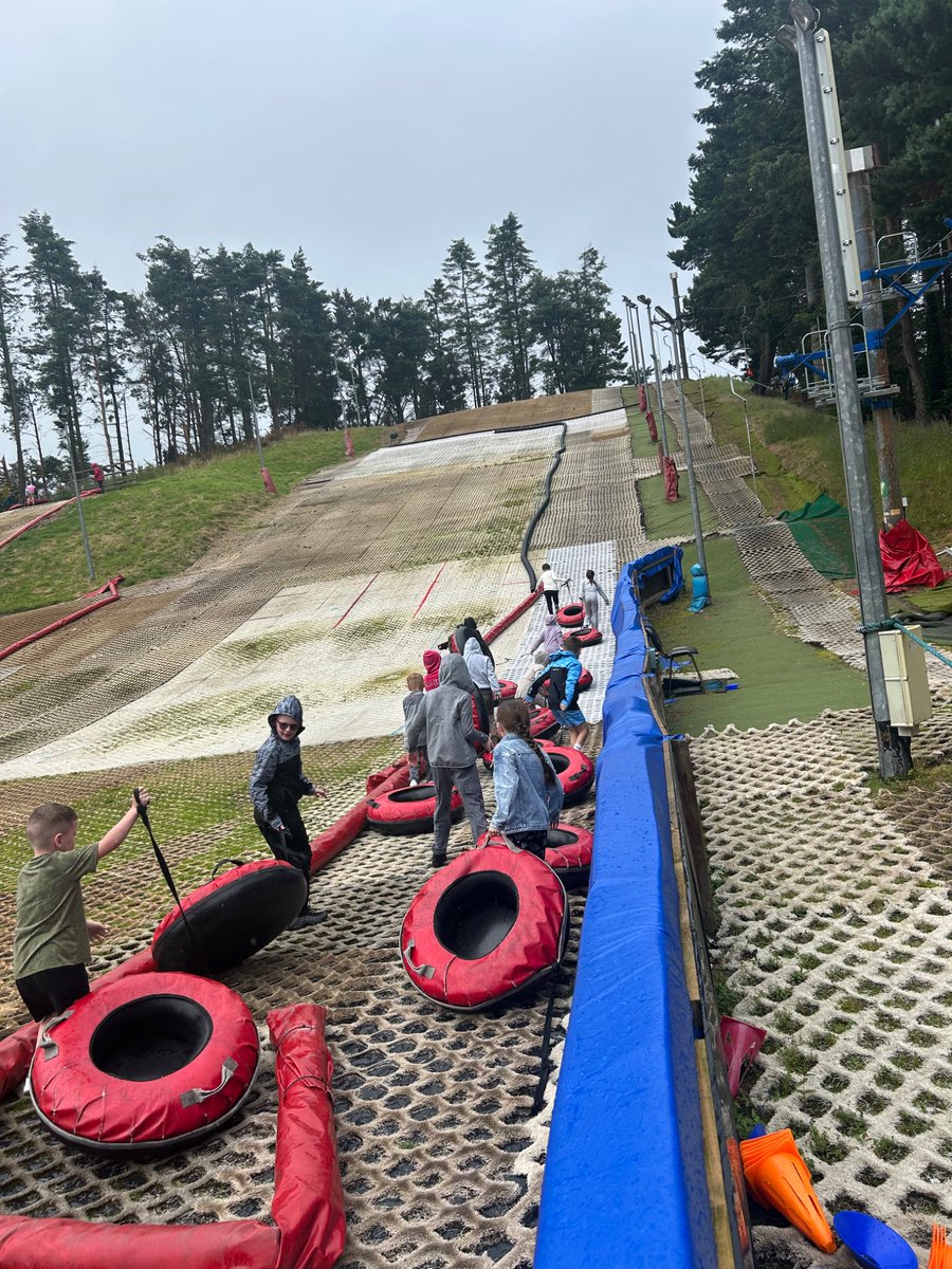 Spot of snow tubing the Summer Scheme 25 in full effect <a href="/CommunitiesNI/">Communities NI</a>