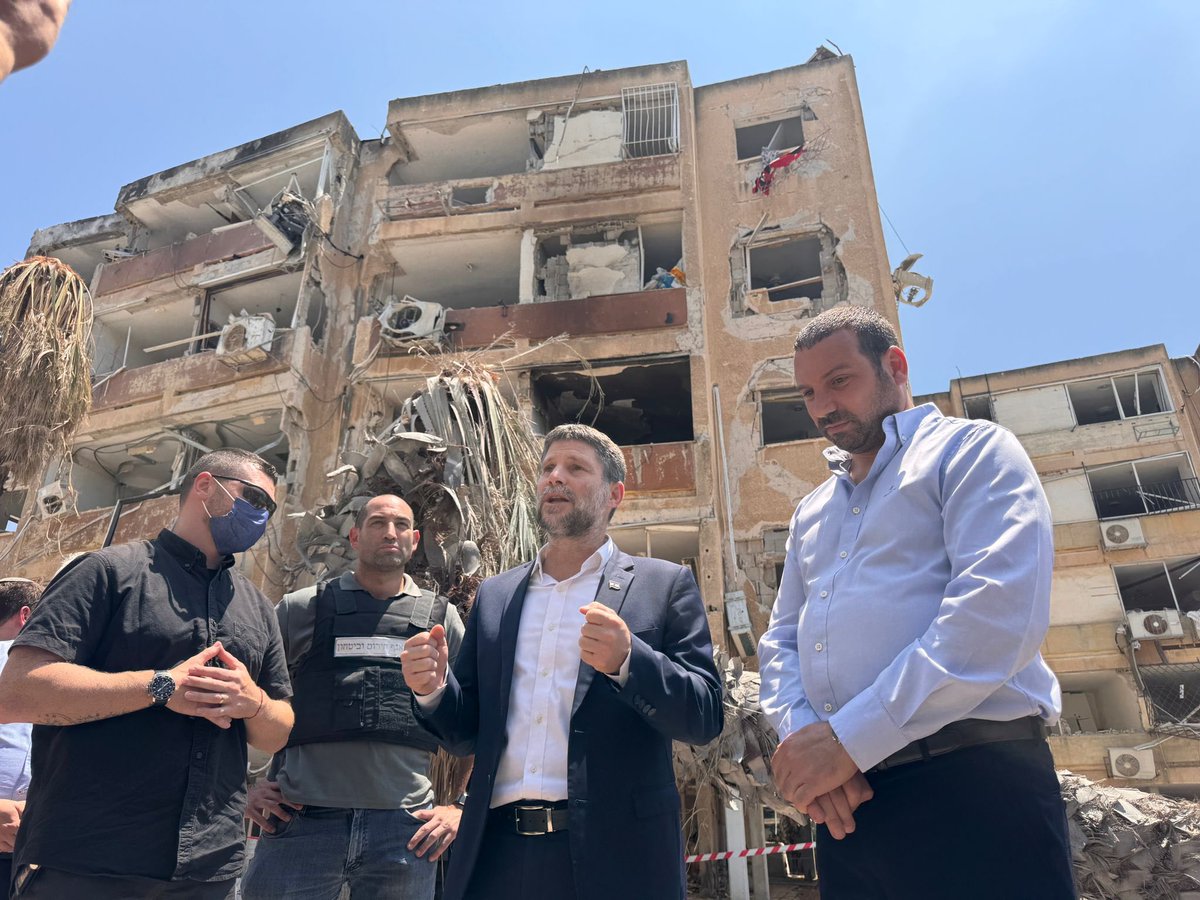 bezalelsm's tweet image. מליאת הכנסת אישרה בקריאה שנייה ושלישית את מתווה משרד האוצר למענה לעסקים בגין הנזק העקיף שנגרם להם בעקבות מבצע "עם כלביא".
המתווה כולל פיצוי במסלול הוצאות מזכות לעסקים בכל רחבי הארץ, פיצוי נוסף לעסקים שפעילותם הושבתה בעקבות נזק ישיר כתוצאה מאירועי המלחמה (נזק למבנה, מלאי או ציוד…