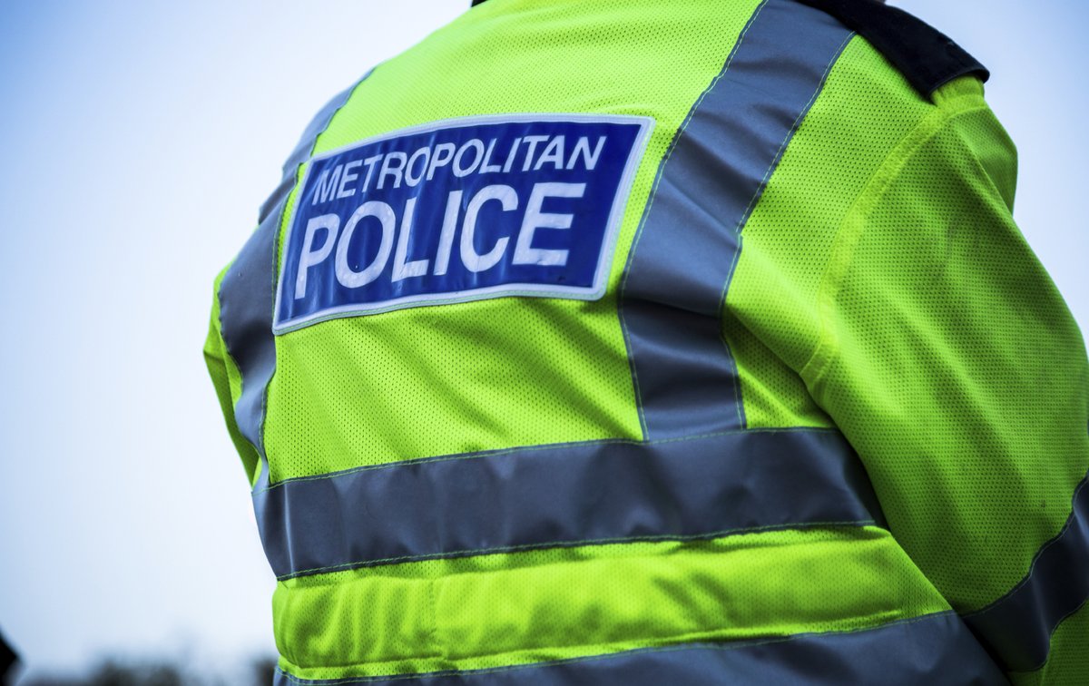 MPFed's tweet image. 2,000 Met officers signed off for mental ill health: “Officers are leaving policing because they can’t take it any more. Which then means those officers that remain have an increased workload and witness more trauma.” metfed.org.uk/news/2-000-met…