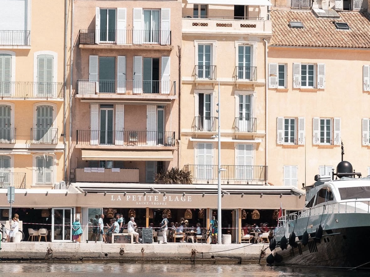 marco_polisson's tweet image. SAINT-TROPEZ - Le guide gastronomie de l’été 2025.
Pour ne rien rater de cette saison, @LyonPeople vous livre son carnet d’adresses.
> Dossier réalisé par Fanny Suteau, en partenariat avec la page Facebook Saint-Tropez People.
lyonpeople.com/activites-a-ly…