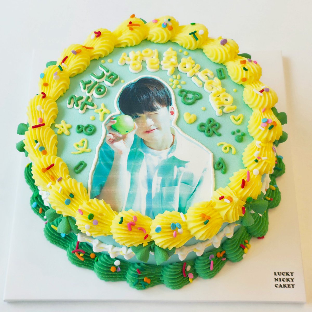 2025_HBD_LJS's tweet image. 이주승 성우님의 생일을 진심으로 축하드립니다!
행복한 하루 보내시길 바라겠습니다 💚💛
#Happy_Juseung_Day
#여름에_피어난_주승이란_봄
#따스한_오후_청량함을_담다