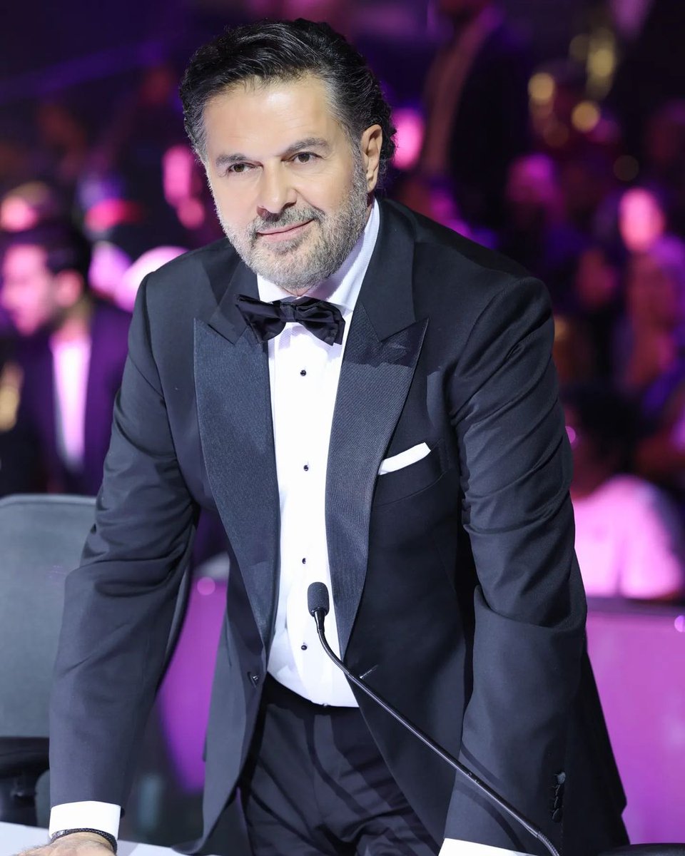 AlArrabcom's tweet image. أصدر نقيب المهن الموسيقية في مصر قراراً بمنع #راغب_علامة من الغناء بمصر واستدعائه للتحقيق على خلفية ما حصل في حفلاته الأخيرة وما وصفه البيان بأنه "سلوك مشين" وتصرفات تثير الاشمئزاز
#العراب